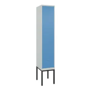 Umkleidespind mit untergebautem Gestell