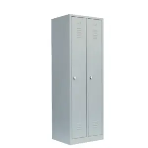 Garderobenschrank auf Sockel